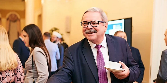 «Україна кривавить, Росія в агонії». Чому радіє і що «страшенно смутить» Мирослава Мариновича — інтерв'ю NV з правозахисником