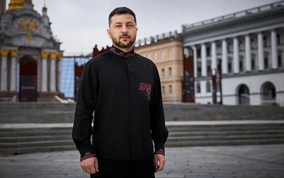 Зеленський нагородив волонтерку Паєвську, а також співачок Могилевську і Джамалу