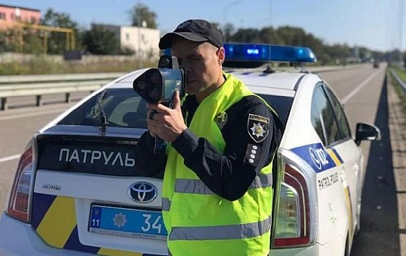 Військовий сплатив штраф за перевищення швидкості: деталі інциденту в Києві