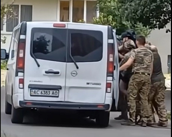Рівень недовіри критичний: українці відповіли, як ставляться до ТЦК