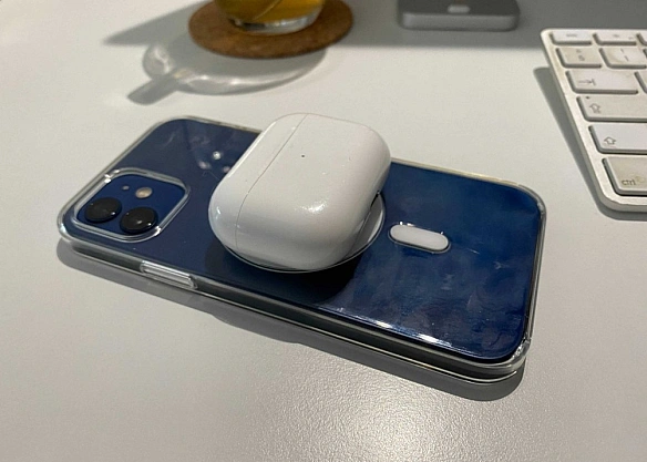 iPhone 17 Pro може отримати бездротову реверсивну зарядку для гаджетів