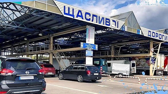 Це дає надію суспільству, що військові дії будуть притухати, – експерт про законопроєкт, який може дозволити виїзд за кордон чоловікам до 24 років