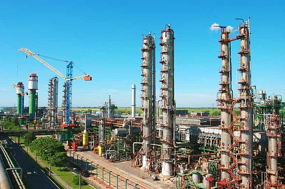 Продати Одеський припортовий завод під час війни: чому уряд хоче позбутись стратегічного підприємства, приватизацію якого двічі зупиняв Ющенко