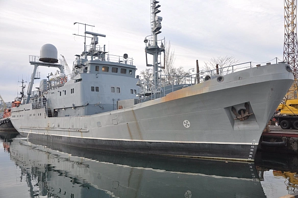 Росіяни уразили корабель Сімферополь ВМС України