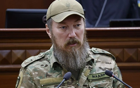 Мадяр порадив Сіярто запхати в дупу запроваджені санкції