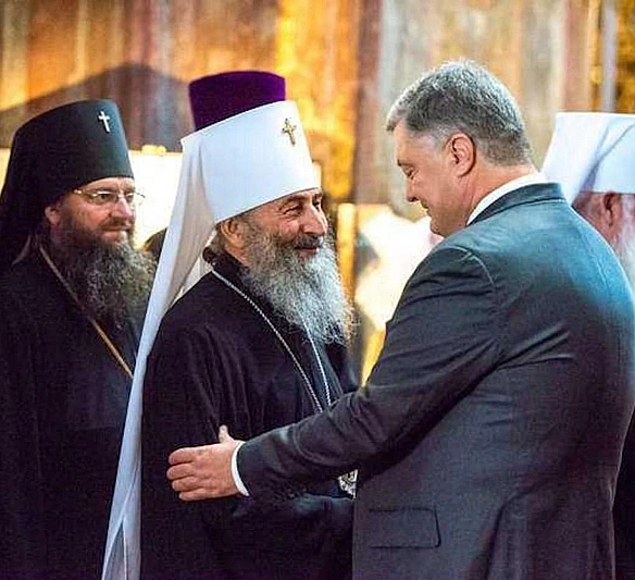 Паламар УПЦ МП Порошенко пішов проти своїх: визнав московський патріархат частиною РПЦ, хоча на цій церкві побудував кар’єру - експерт