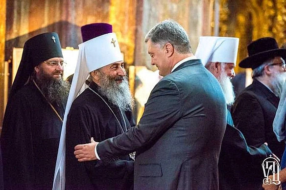 Порошенко закликав визнати УПЦ МП церквою агресора, хоча сам роками був її меценатом та прислужував там паламарем, – експерт