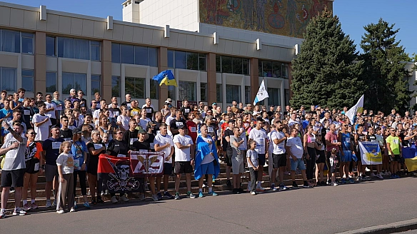 Шаную воїнів, біжу за Героїв України: Миколаїв долучився до всеукраїнського забігу на честь загиблих військових