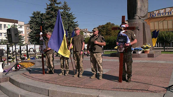 З військовими Вадимом Мулярчуком та Назаром Горецьким попрощалися у Рівному
