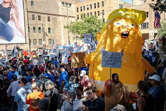 У США пройшли мітинги проти політики Трампа