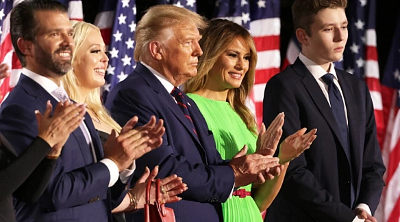 Статки сім'ї Трампа зросли на $5 млрд завдяки запуску криптопроєкту WLFI – ЗМІ
