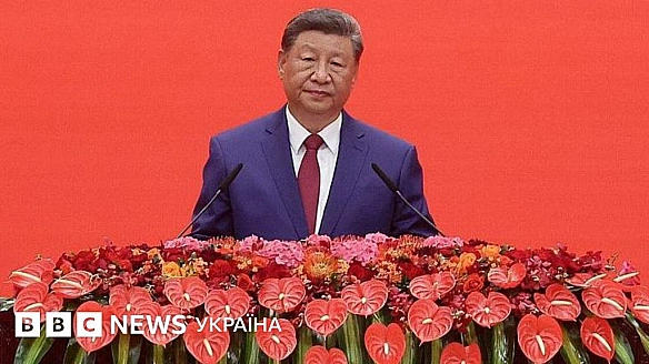 Який сигнал Китай посилає світу: геополітичні символи саміту та військового параду у Пекіні