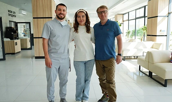 Львівські лікарі повернули жінці усмішку
