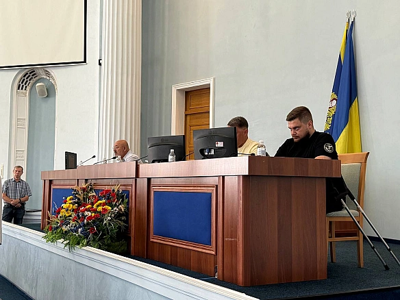 Голосували таємно — депутати не підтримали складання повноважень голови Черкаської облради