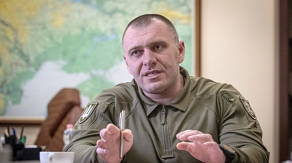 Операція «Павутина»: Малюк розповів, куди росіяни перемістили вцілілі літаки