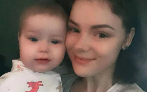 Матір, яка через депресію залишила немовля у «віконці життя», повертала дитину через суд