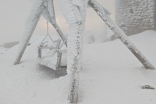 Зима з Карпат накрила всю Україну: попереджає про жовтий рівень небезпеки через погоду - we.ua
