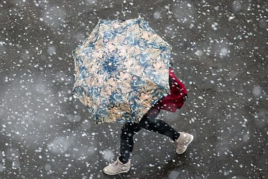 Морозні ночі та сніжні дні: якої погоди чекати в Україні у найближчі три доби - we.ua