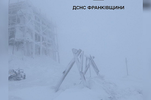 Західну Україну у квітні засипає снігом: коли чекати на тепло (відео) - we.ua