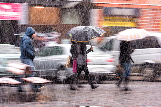 26 квітня країну атакують дощі з мокрим снігом, вітром, грозами та градом - we.ua