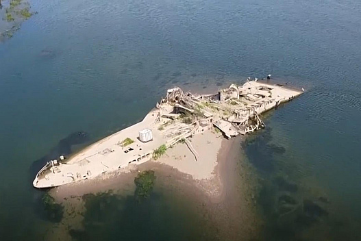 У Сербії посуха повернула на поверхню легендарний корабель - we.ua
