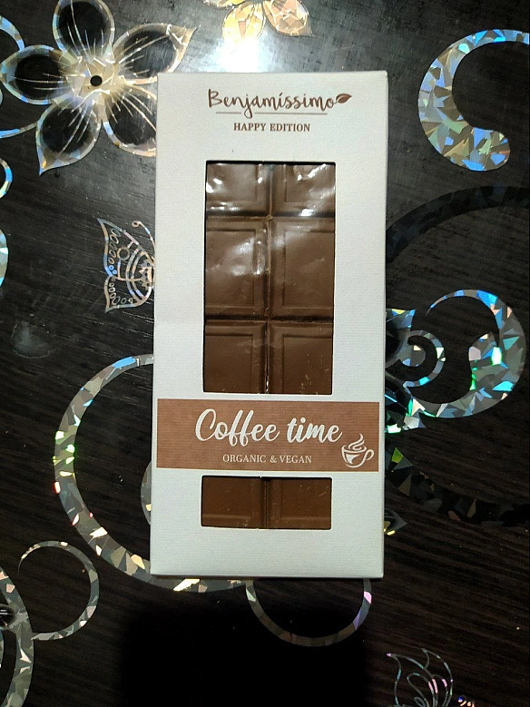 Шоколад Benjamissimo Happy Edition Coffee TimeЗавинила, завинила, ще влітку мала написати про цю шоколадку)Склад: Raw cane s... - їж, читай, смійся на we.ua