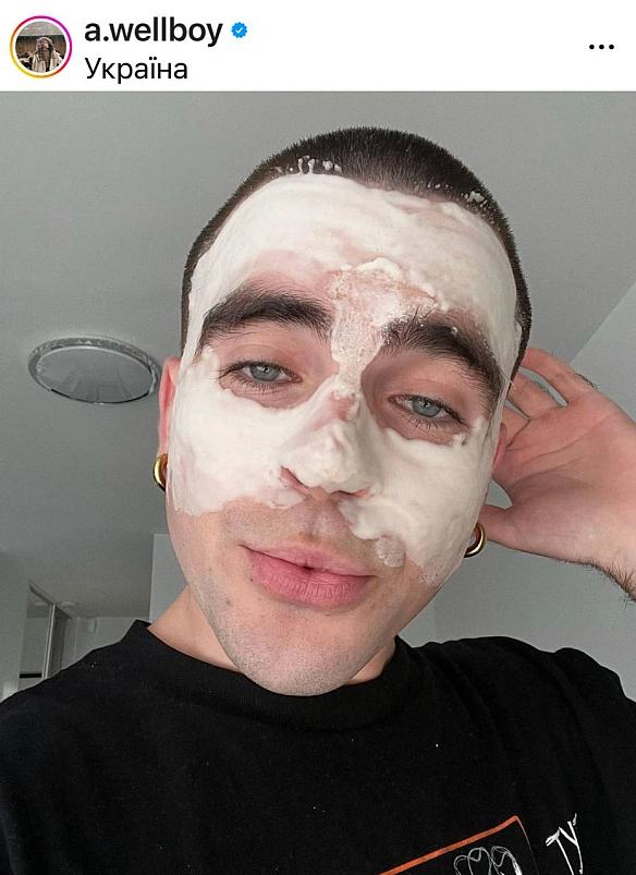 Черговий скандал у шоу-бізі. Wellboy пішов від продюсера:«Я особисто заморивсь, хачю любві тупію і хочу вам повідомити, що я пе... - Територія А на we.ua