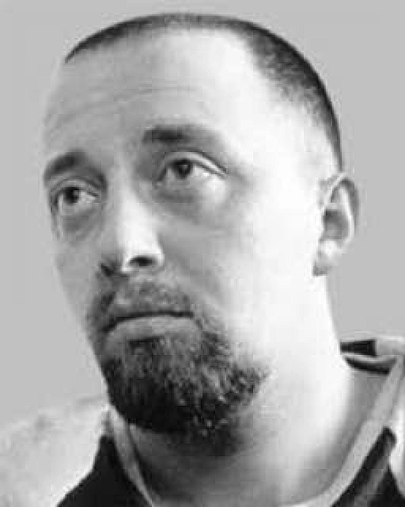 Хто цей чоловік із сумними очима?ВПІЗНАЙ ЗІРКУВаша улюблена рубрика. Пишіть свої варіанти у коментах.Підписуйтеся на @teryt... - Територія А на we.ua