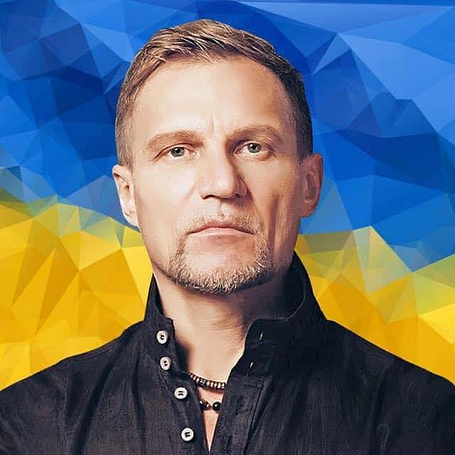 24 травня народився легендарний рок-музикант, лідер гурту «ВВ» Олег Скрипка. Вітаємо! Нескінченного натхнення! Щастя! Перемоги!... - Територія А на we.ua