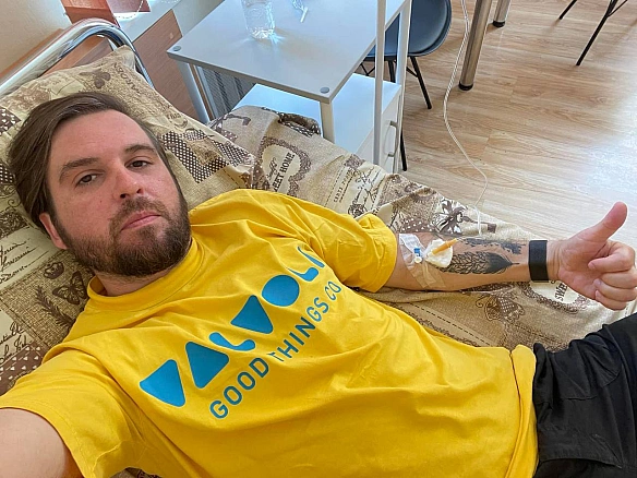 Гурт «Без обмежень» переніс концепти на серпень через стан здоров‘я соліста. Лідер гурту Сергій Танчинець повідомив:«Мій хребе... - Територія А на we.ua