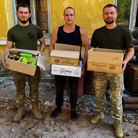 У День захисника України ми надзвичайно вдячні нашим захисникам, які завжди готові стояти на захисті нашої країни! 🇺🇦Сьогодні ... - Волонтерська північ на we.ua