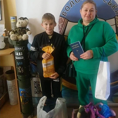 Знову працював наш Банк одягу. 🧥👖До нас завітали 30 родин, які пережили важкі випробування. І ми раді, що могли допомогти їм.... - Волонтерська північ на we.ua