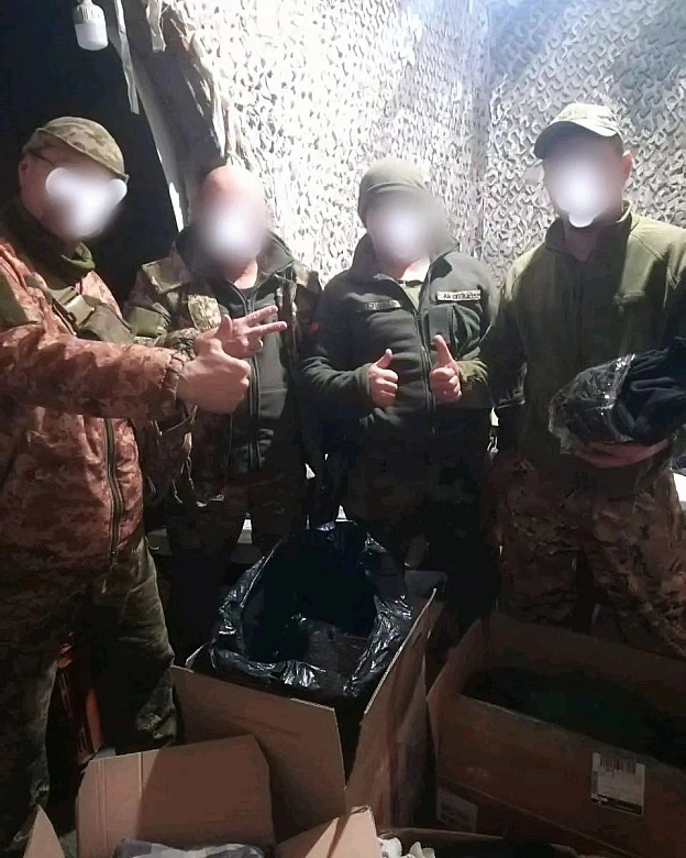 Відправили багато теплого одягу на Схід, щоб наші хлопці відчували себе затишно після важких боїв. Також передали спеціальний од... - Волонтерська північ на we.ua