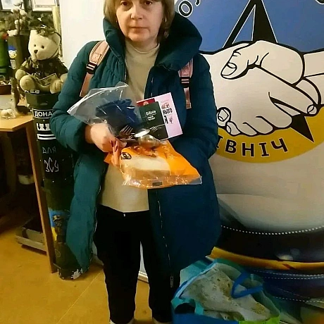 Наші двері завжди відчинені для родин ВПО! Наші гості мають можливість обрати для себе все необхідне: одяг, взуття, побутові реч... - Волонтерська північ на we.ua