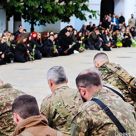 Ми з глибоким сумом прощаємося з Денисом Зеленим, хоробрим українським воїном, який віддав своє життя за нашу свободу.Денис сл... - Репортер інформує на we.ua