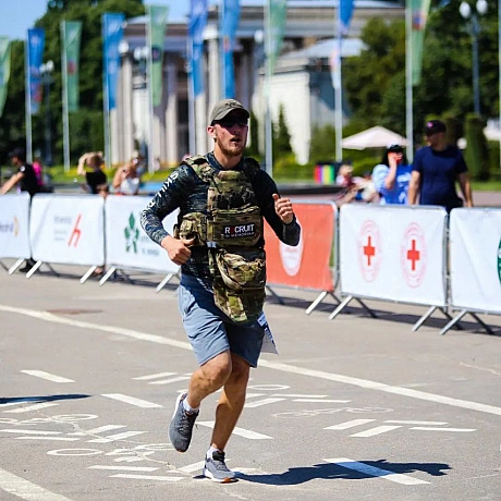 Забіг Честі імені Рекрута: вшануємо пам'ять героя, біжучи за Україну!30 червня 2024 року в Києві відбувся Забіг Честі імені Ре... - Репортер інформує на we.ua