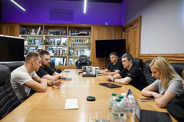 🇺🇦 Інвестиції в Україну та розвиток на локальному ринку: Команда Мінцифри зустрілася із CEO BoltМихайло Федоров та заступник М... - Мінцифра на we.ua