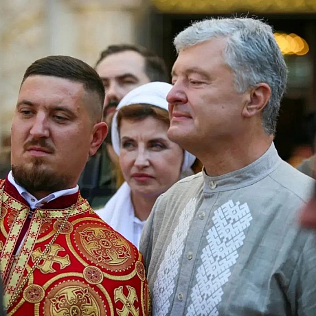 Молитва за УкраїнуВ День Хрещення України-Русі в Києво-Печерській лаврі відбувся святковий молебень за Україну.На вулиці біл... - Репортер інформує на we.ua