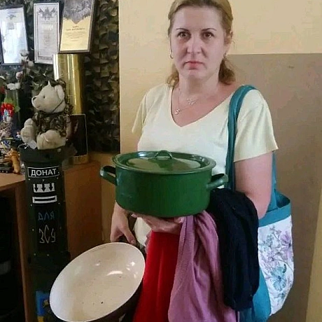 Велике дякуємо всім, хто долучається до роботи нашого Банку одягу! Завдяки вашій щедрості ми можемо допомагати родинам ВПО. #в... - Волонтерська північ на we.ua