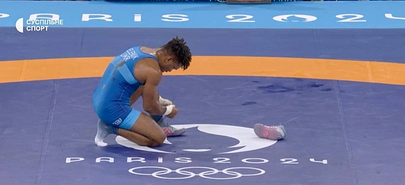 Жан Беленюк зняв борцівки після перемоги у бронзовому фіналі Олімпіади-2024. Це означає, що він завершує спортивну кар'єру.@me... - МЕМАГРАМ on we.ua