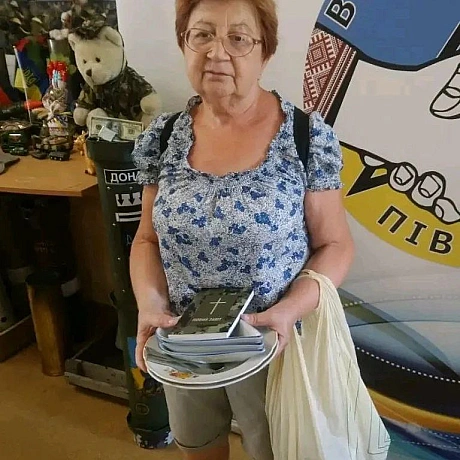 Ще один плідний день для нашого Банку одягу. Ми забезпечили одягом, взуттям та іншими необхідними речами багато сімей. Разом ми ... - Волонтерська північ на we.ua