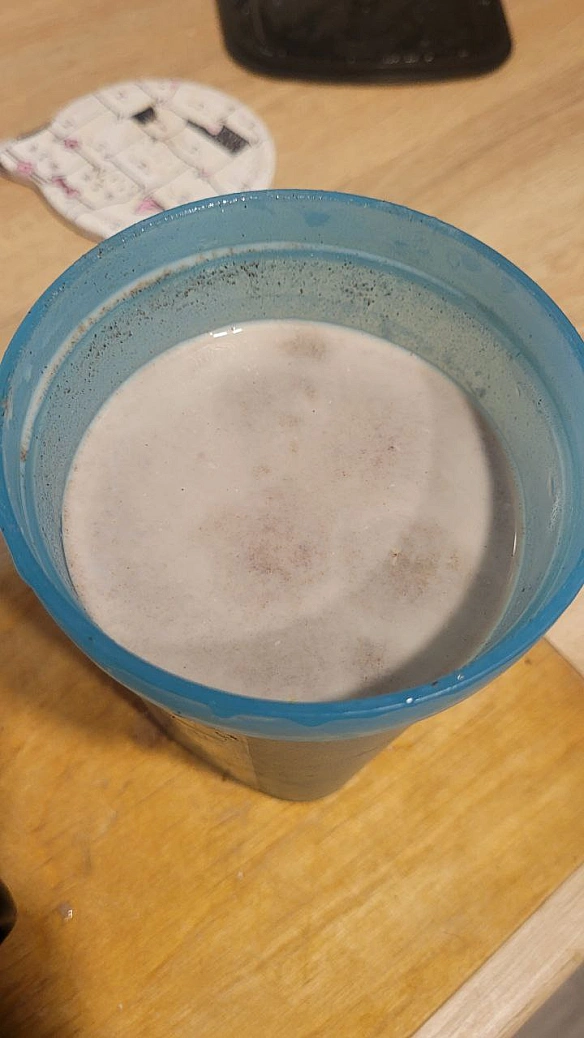 Це - макове молочкоЦей мій новенький комбайн так дрібно все перемолов, що треба буде купити нове, дрібне сито аби не було оцьог... - їж, читай, смійся на we.ua