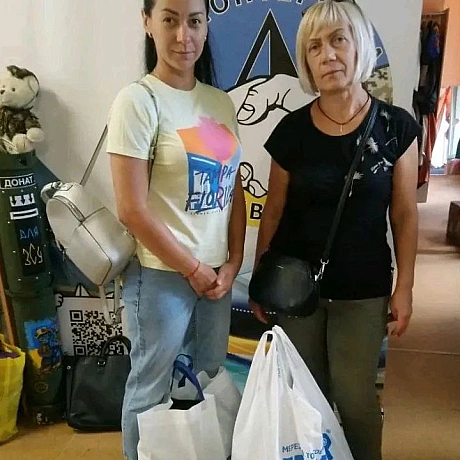 Велике спасибі всім, хто приніс одяг та речі до нашого Банку!Завдяки вашій доброті ми можемо допомагати родинам ВПО. Ваша щедрі... - Волонтерська північ на we.ua