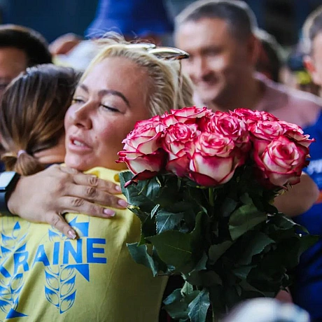 ❤️ Яка неймовірна атмосфера була сьогодні на зустрічі наших олімпійців! 🇺🇦 Сльози радості, обійми, щирі посмішки – це все про ... - Репортер інформує на we.ua