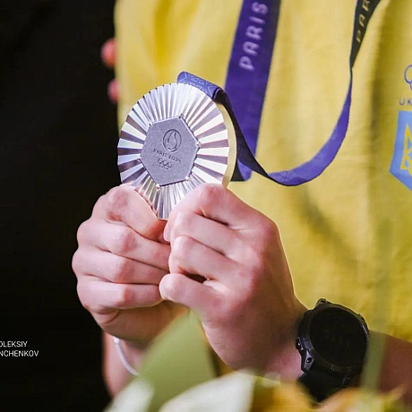 ❤️ Яка неймовірна атмосфера була сьогодні на зустрічі наших олімпійців! 🇺🇦 Сльози радості, обійми, щирі посмішки – це все про ... - Репортер інформує на we.ua