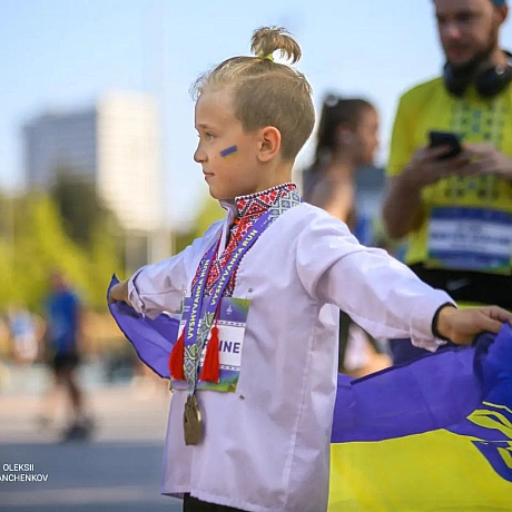 Від малечі до ветеранів, від професійних спортсменів до любителів – забіг у вишиванках об’єднав нас усіх. Кожен з нас, одягнувши... - Репортер інформує на we.ua