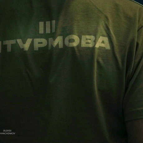 Сьогодні в Українському домі відбулася зворушлива подія: відкриття фотовиставки на підтримку полонених та зниклих безвісти захис... - Репортер інформує на we.ua