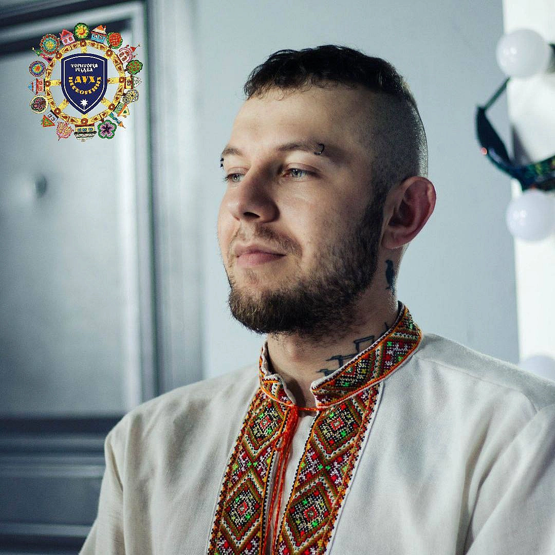 Територія Різдва. Дух нескорених. Хроніки. Таємниця ось-ось розкриється✨️!То ж з ким Михайло Панчишин буде щедрувати цьогоріч ... - Територія А на we.ua