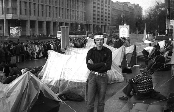 2 жовтня 1990 року в Києві розпочалася Студентська революція на граніті, яка стала важливою віхою в історії України. На Майдані ... - WAS на we.ua