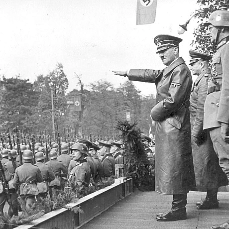 5 жовтня 1939 року у Варшаві відбувся парад Вермахту, який став символом завершення Польської кампанії. Цей парад був організова... - WAS на we.ua